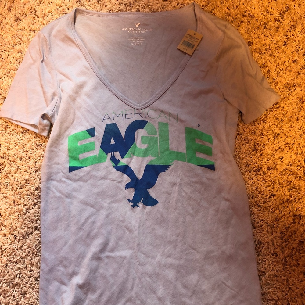 NWT American eagle light blue V-neck T-shirt